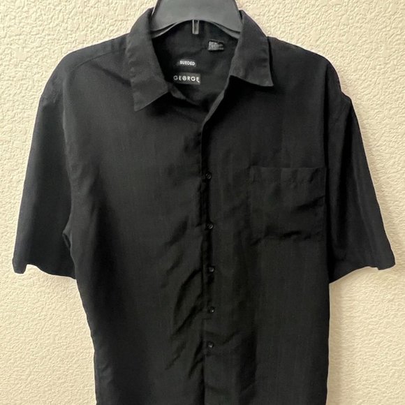 Lot of 2 MEDIUM Short sleeve sueded button down shirts. Black and White - Picture 1 of 4